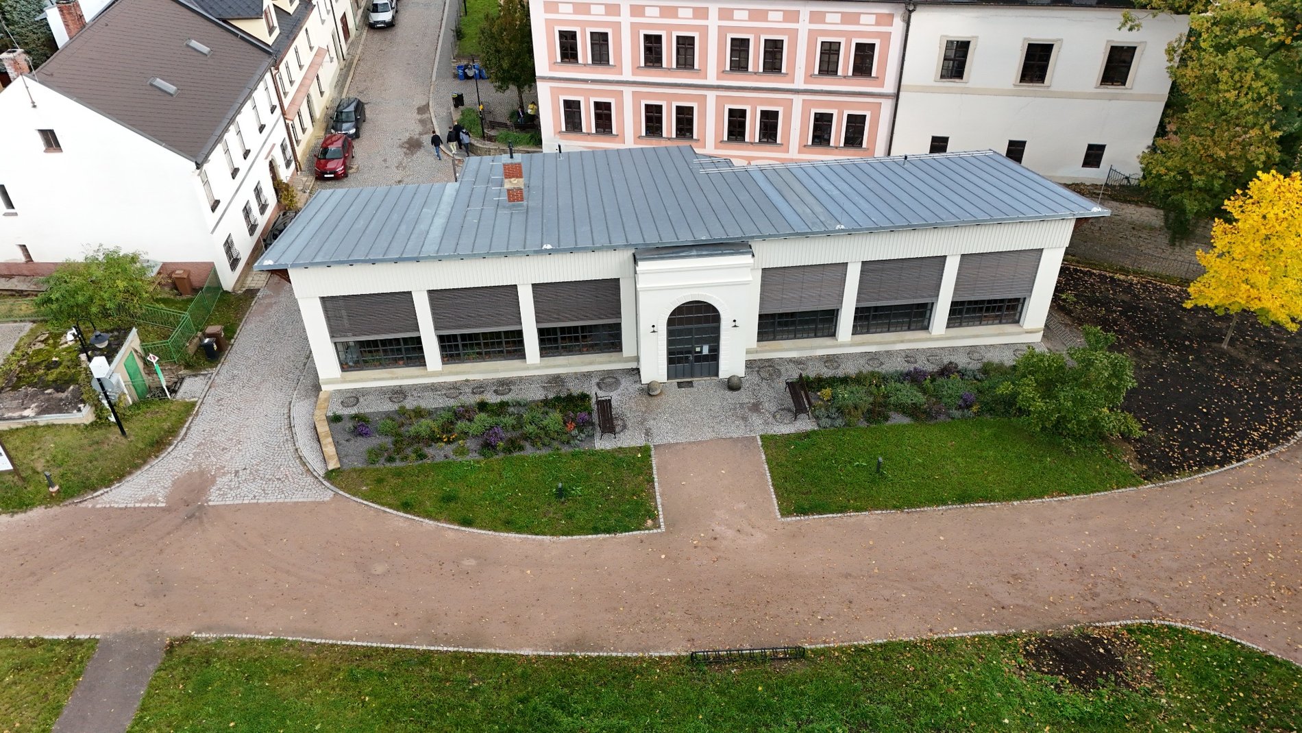 Oranžerie v zámeckém parku Letohrad – letecký pohled